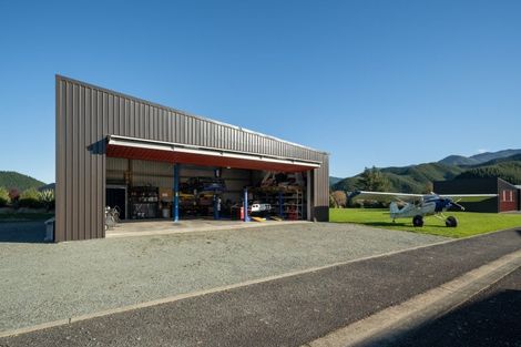 Photo of property in Koromiko Airpark, 4 Sirocco Place, Koromiko, Blenheim, 7273