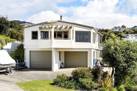 Photo of property in 6 Torlesse Drive, Kaiteriteri, Motueka, 7197