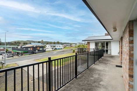 Photo of property in 4 Bankart Street, Raglan, 3225
