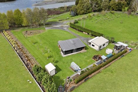 Photo of property in 193 Rowes Road, Hunterville, 4785