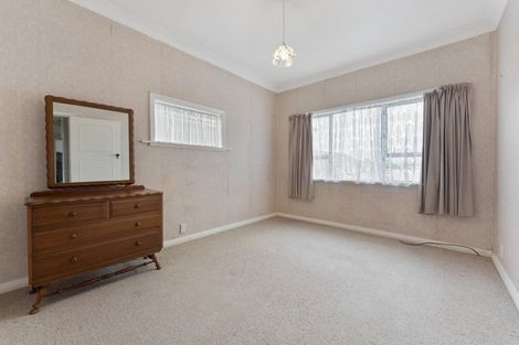 Photo of property in 122 Winchester Street, Levin, 5510