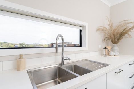 Photo of property in 97 Rangitahi Road, Raglan, 3225