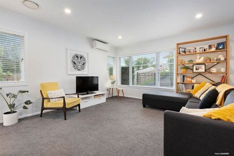 Photo of property in 82 Kervil Avenue, Te Atatu Peninsula, Auckland, 0610