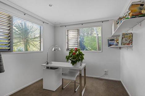 Photo of property in 60 Chesterfield Way, Orewa, 0931