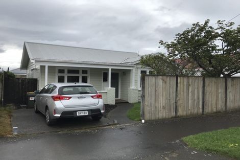 Photo of property in 40 Palm Avenue, Lyall Bay, Wellington, 6022