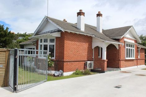 Photo of property in 356 Bay View Road, Saint Clair, Dunedin, 9012