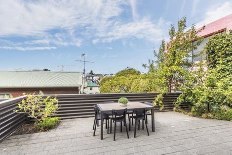 Photo of property in 173 Grant Road, Thorndon, Wellington, 6011