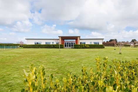 Photo of property in 171 Oroua Road, Kairanga, Palmerston North, 4475