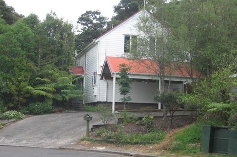 Photo of property in 2/21 Fernwood Grove, Bayview, Auckland, 0629