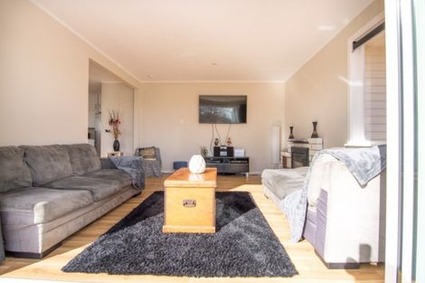 Photo of property in 45 Tararua Terrace, Cloverlea, Palmerston North, 4412