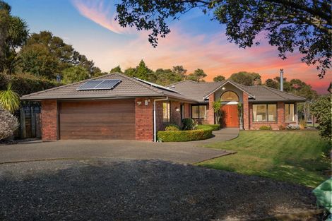 Photo of property in 11 Tanah Merah Drive, Papakura, 2110