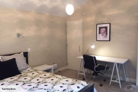 Photo of property in 16 Curnow Way, Kaiwharawhara, Wellington, 6035