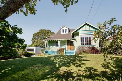 Photo of property in 21 Barrett Street, Westown, New Plymouth, 4310