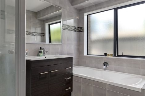 Photo of property in 3 Glengoyne Place, Rototuna, Hamilton, 3210