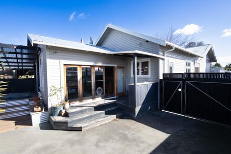 Photo of property in 1 Campaign Street, Napier South, Napier, 4110