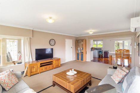 Photo of property in 14 Kennedy Avenue, Forrest Hill, Auckland, 0620