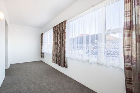 Photo of property in Devonport Apartments, 21/127 Saint Aubyn Street, New Plymouth, 4310