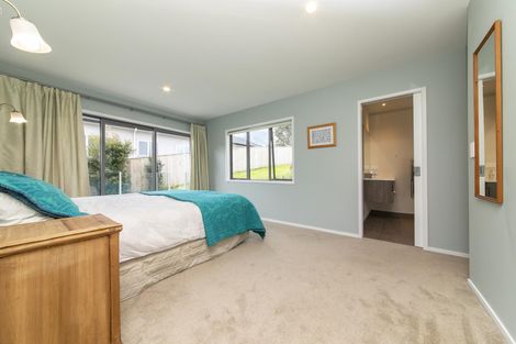 Photo of property in 30 Wautaiti Drive, Riverhead, 0820