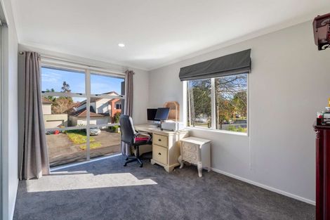 Photo of property in 2 Figaro Crescent, Takanini, 2112