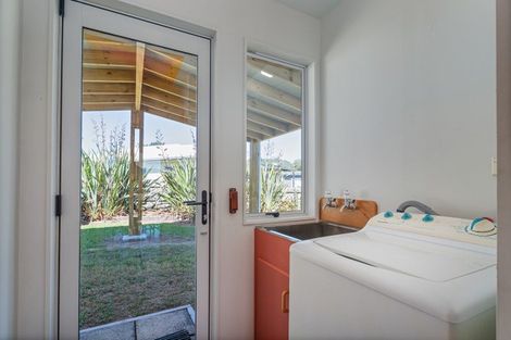 Photo of property in 1 Hawk Hill Crescent, Cooks Beach, Whitianga, 3591