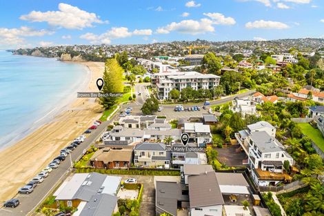 Photo of property in 3/28 Manly Esplanade, Browns Bay, Auckland, 0630