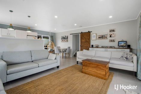 Photo of property in 128 Athenree Road, Athenree, Katikati, 3177