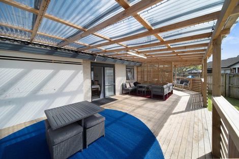 Photo of property in 10 Horlicks Place, Randwick Park, Auckland, 2105