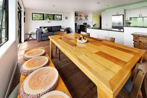 Photo of property in 66 Otitori Bay Road, Titirangi, Auckland, 0604