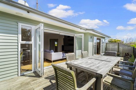 Photo of property in 7 Walbrook Road, Manly, Whangaparaoa, 0930