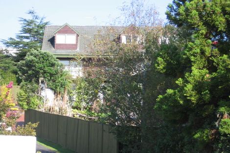 Photo of property in 117 Stapleford Crescent, Browns Bay, Auckland, 0630