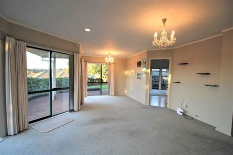 Photo of property in 41 Wairere Road, The Gardens, Auckland, 2105