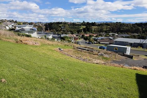 Photo of property in 77 Oteki Park Drive, Welcome Bay, Tauranga, 3112