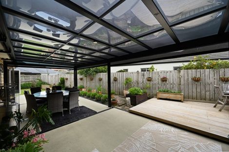 Photo of property in 9 Roderick Place, Rototuna, Hamilton, 3210