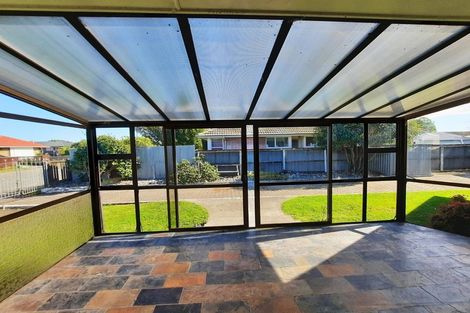 Photo of property in 4 Davidson Crescent, Hornby, Christchurch, 8042