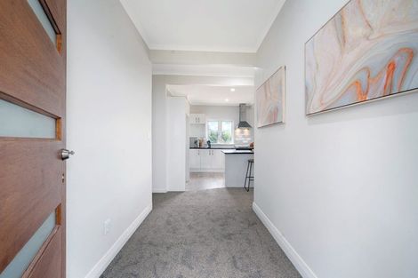 Photo of property in 1/81a Woodglen Road, Glen Eden, Auckland, 0602