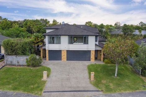 Photo of property in 27 Henry Partington Place, Greenhithe, Auckland, 0632