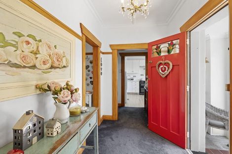 Photo of property in 116 Carrington Street, Lower Vogeltown, New Plymouth, 4310