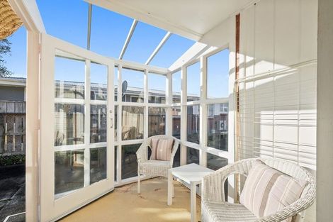 Photo of property in 71 Wai-iti Crescent, Woburn, Lower Hutt, 5010