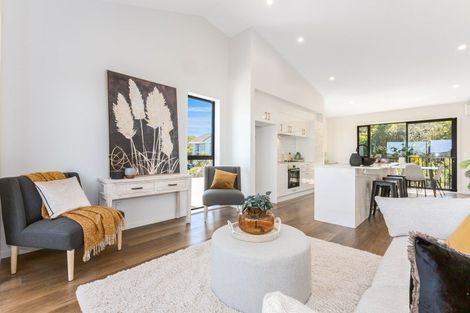 Photo of property in 5 Stockden Place, Karori, Wellington, 6012