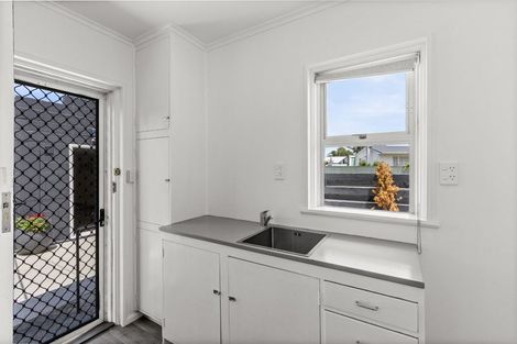 Photo of property in 4 Murphy Road, Taradale, Napier, 4112