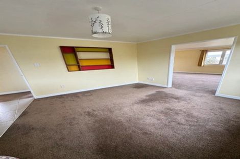 Photo of property in 5 Simcox Street, Otaki Beach, Otaki, 5512