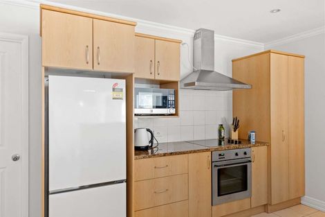 Photo of property in 1 Queen Street, New Plymouth, 4310