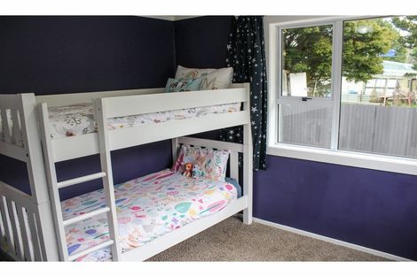 Photo of property in 7 Allan Street, Otatara, Invercargill, 9879