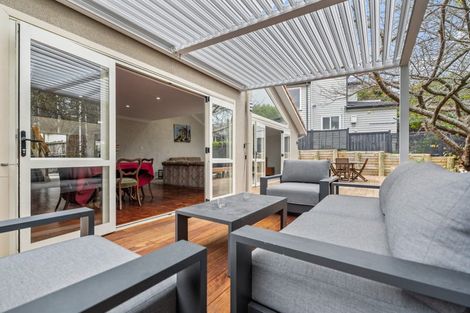 Photo of property in 46a Selwyn Road, Cockle Bay, Auckland, 2014