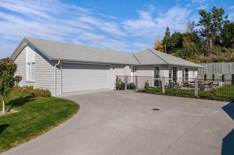 Photo of property in 23 Kahawai Place, Omokoroa, 3114