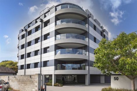 Photo of property in 50i Carlton Mill Road, Merivale, Christchurch, 8014