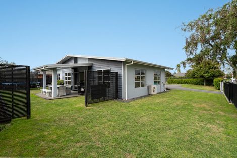 Photo of property in 18 Tulip Drive, Cambridge, 3434