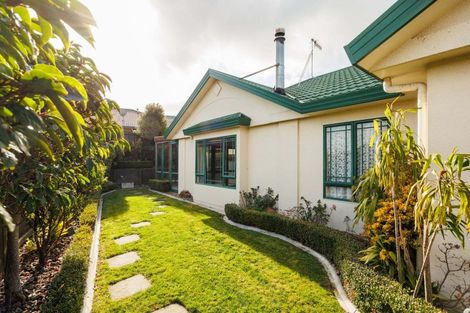 Photo of property in 19 Logan Way, Kelvin Grove, Palmerston North, 4414