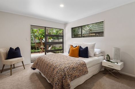 Photo of property in 3a Holland Road, Hillcrest, Auckland, 0627