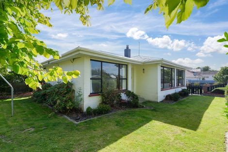 Photo of property in 2 Rowan Street, Hargest, Invercargill, 9810